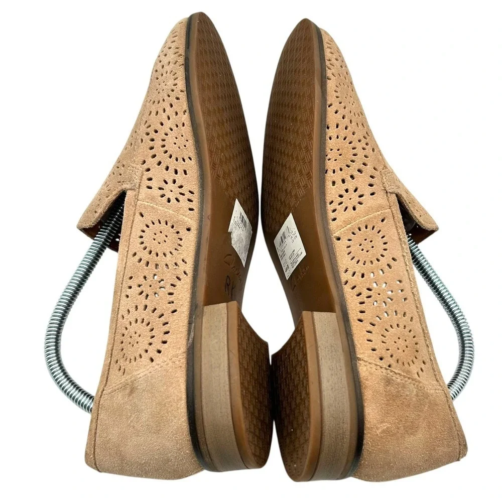 Clarks Women's Sand Trish Calla Perforated Suede Loafers Shoes Size 10 M